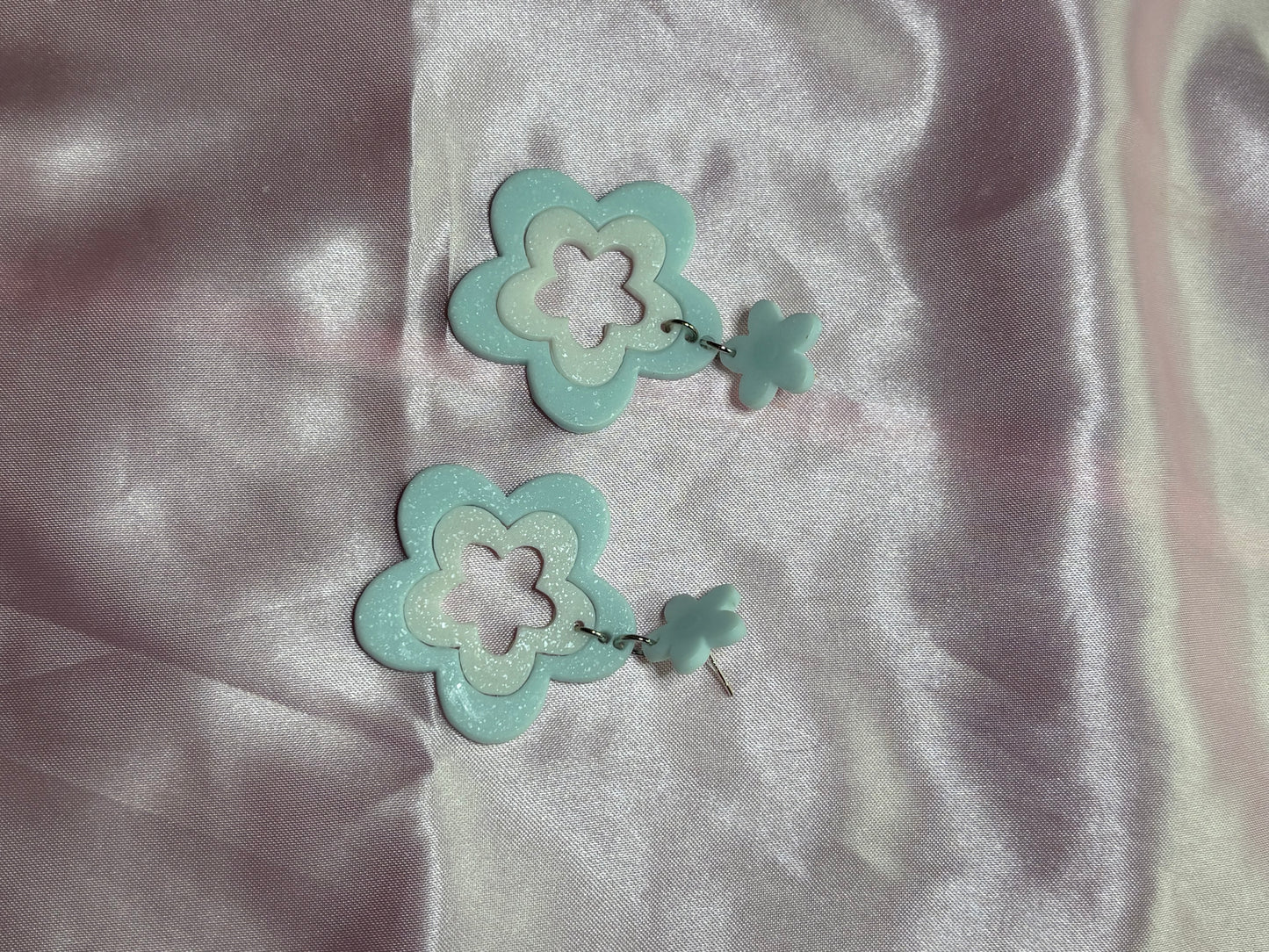 Oopsy Daisy - Handmade Flower Earrings