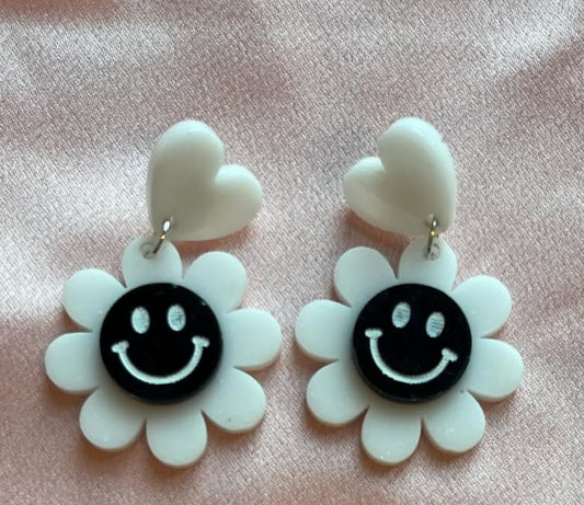 Dopamine Hit - Handmade Smiley Flower Earrings