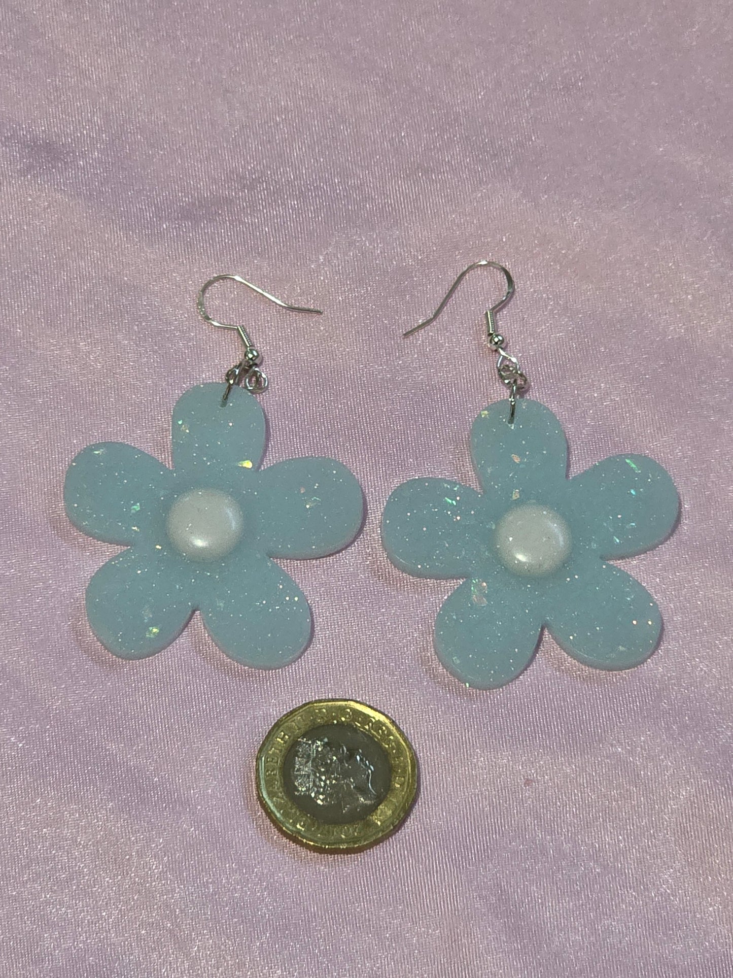 Groovy Chick - Handmade Daisy Resin Earrings