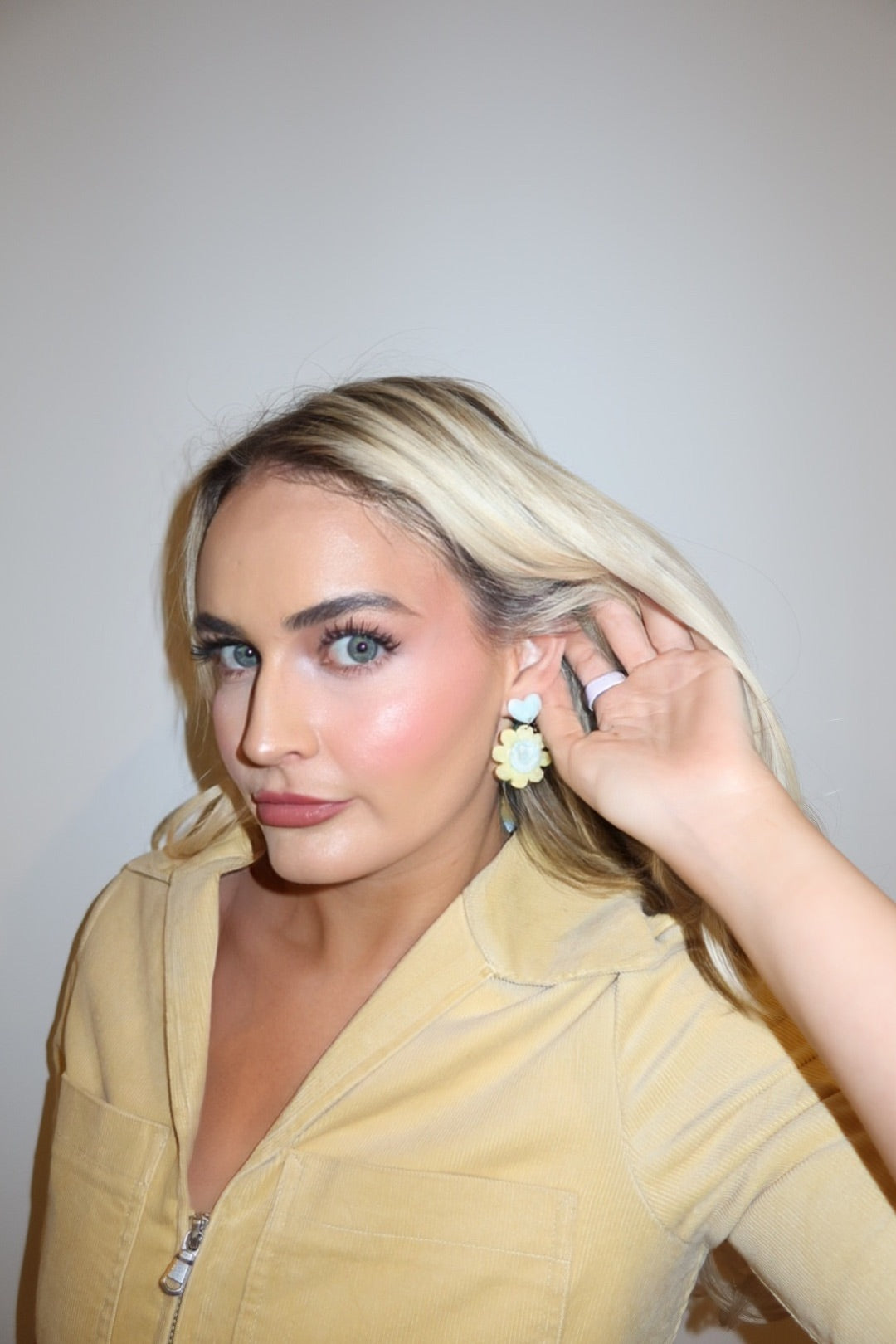 Dopamine Hit - Handmade Smiley Flower Earrings