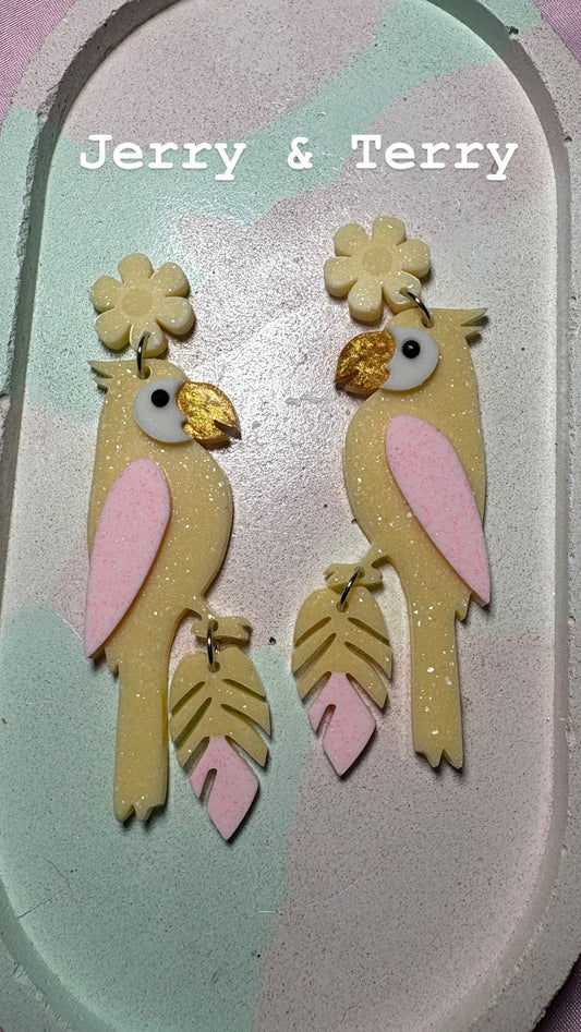 One Off Aviary Special - Get Em Whilst They Flock