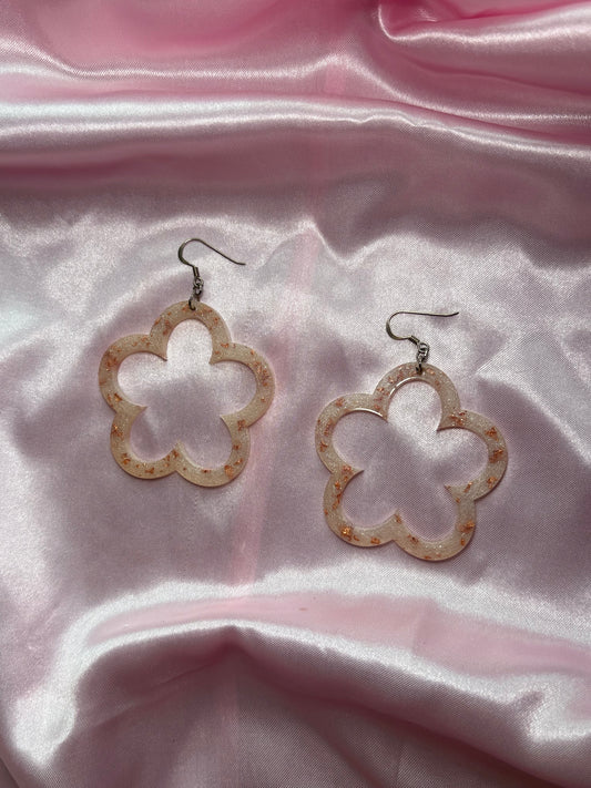Groovy Baby – Groovy Flower Earrings