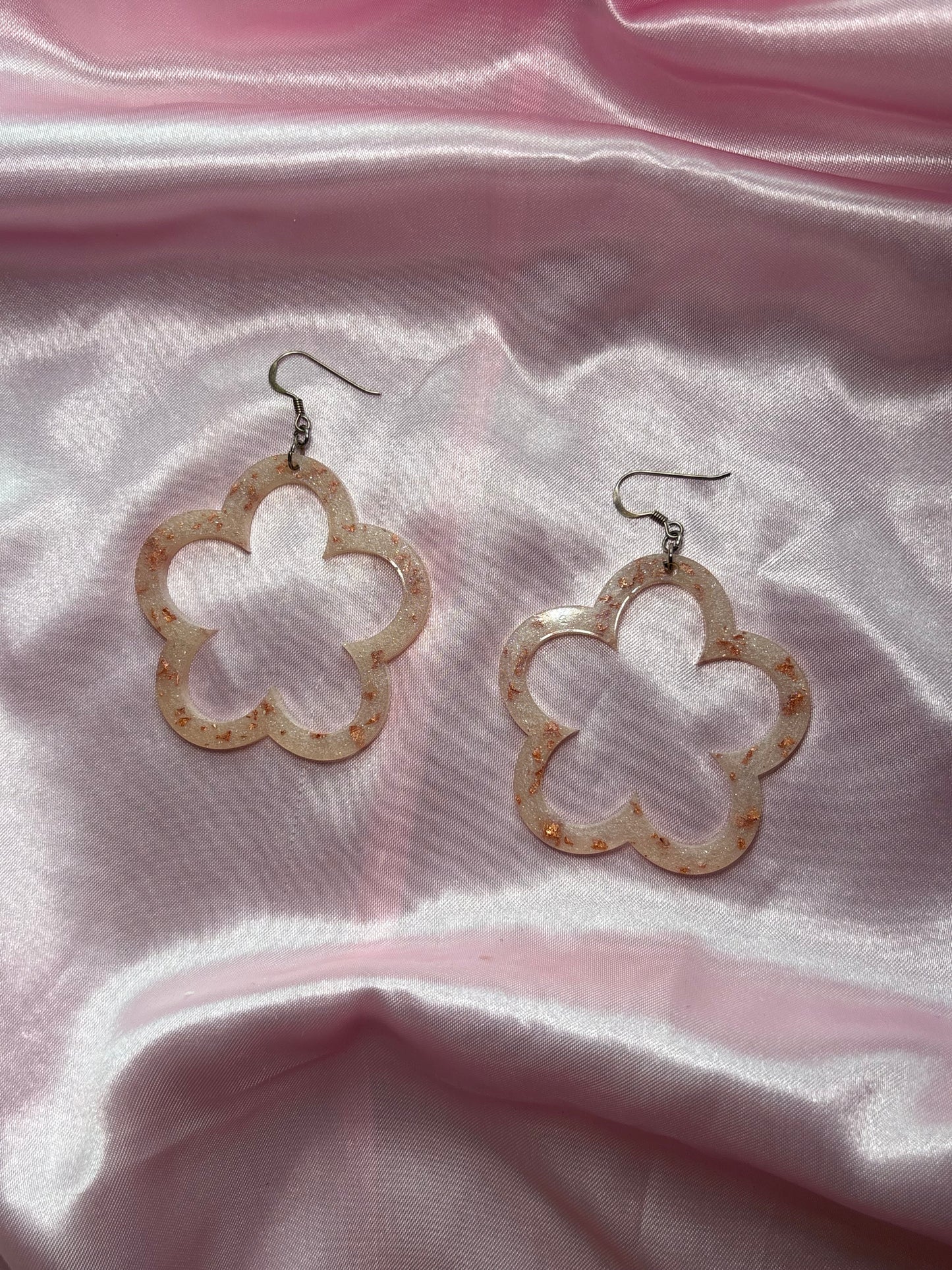 Groovy Baby – Groovy Flower Earrings