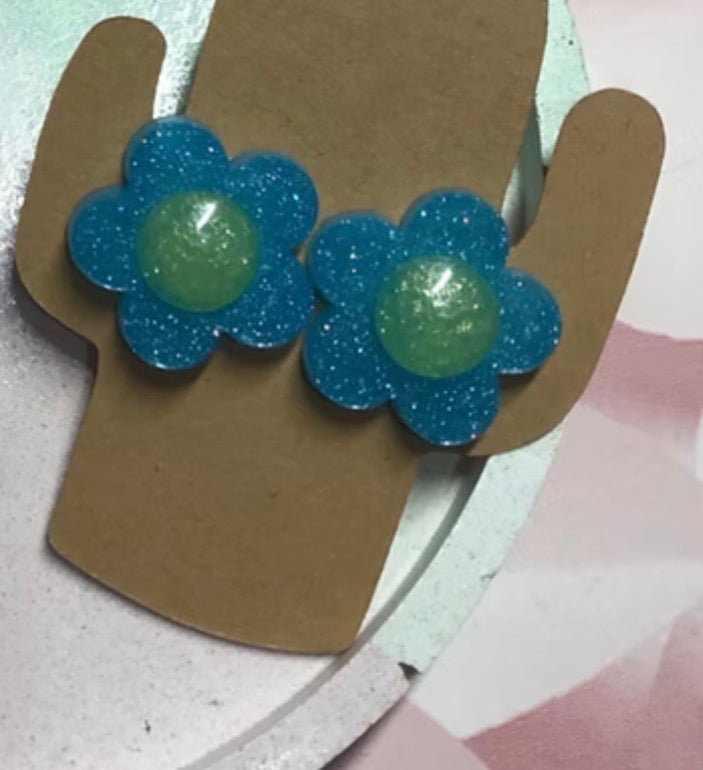 Daisy Studs - Handmade Daisy Stud Earrings