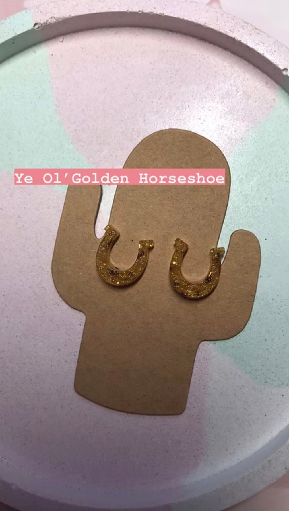 Lucky Charm – Lucky Horseshoe Earrings