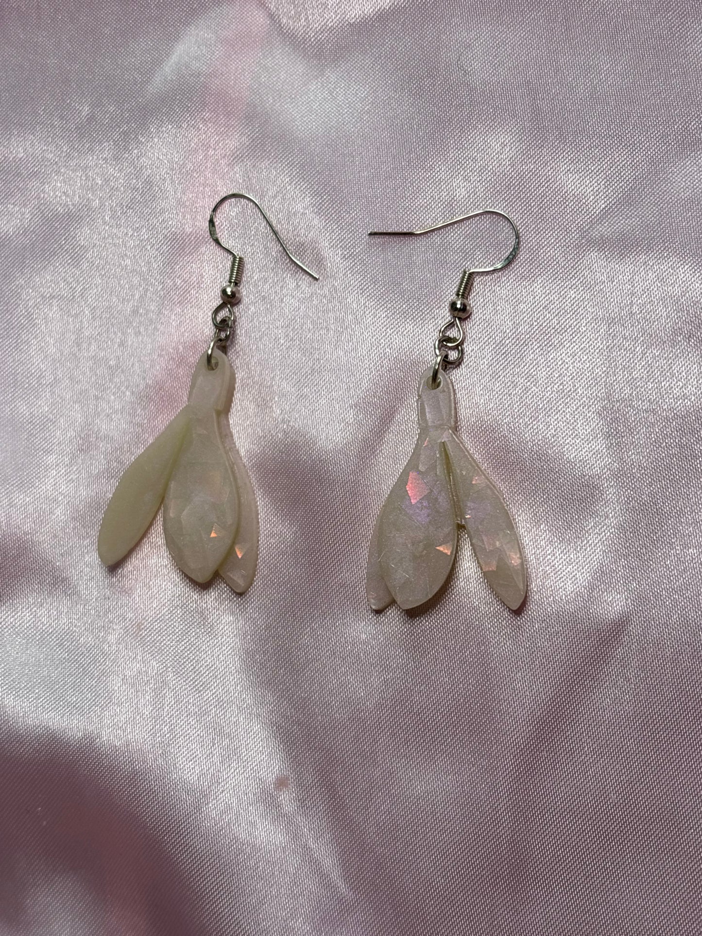 Snow Drop - Handmade Flower Earrings