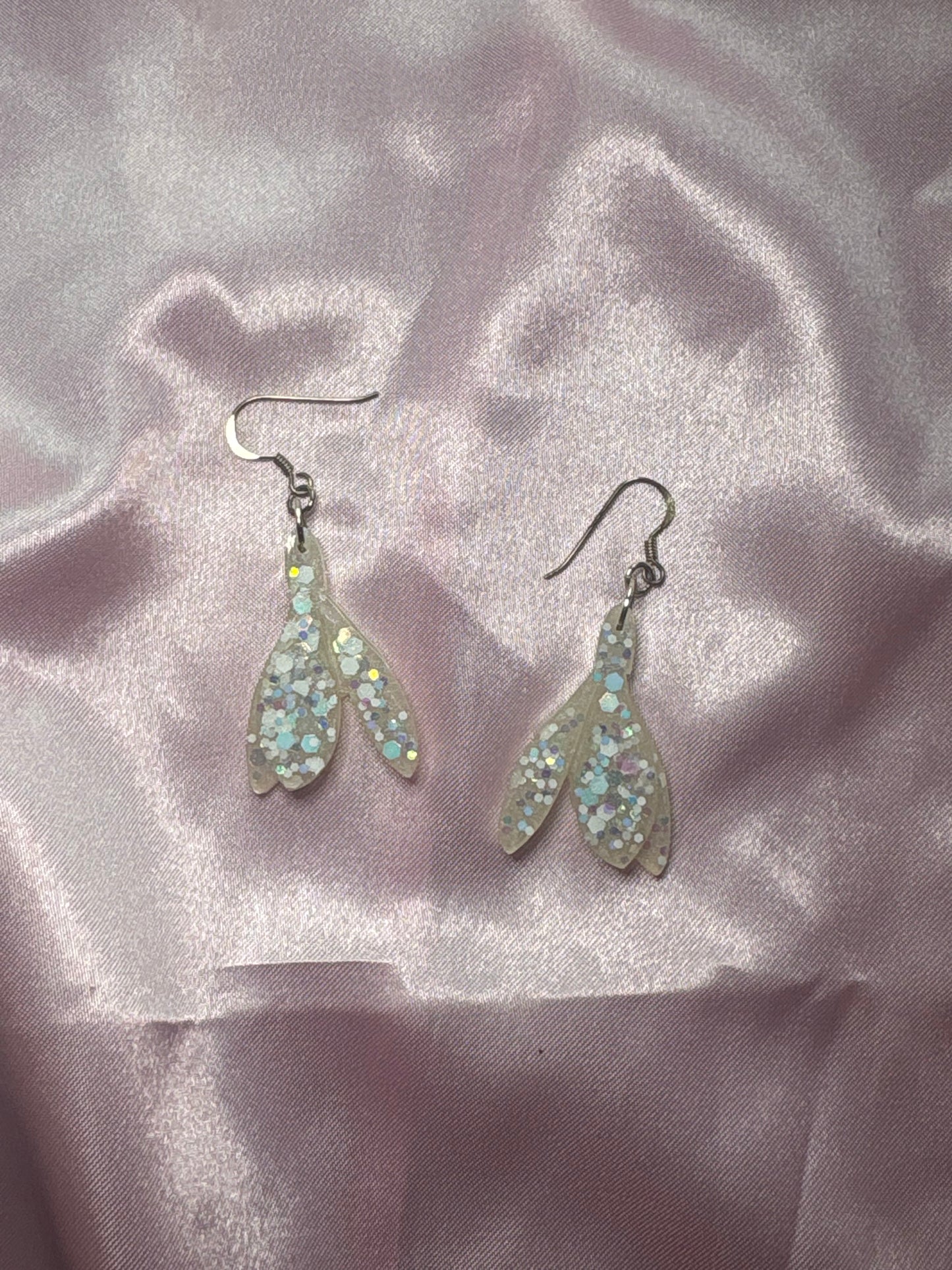 Snow Drop - Handmade Flower Earrings